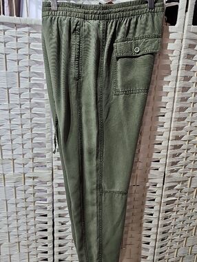 GAP Olive Green Cargo Joggers with Flap Pocket